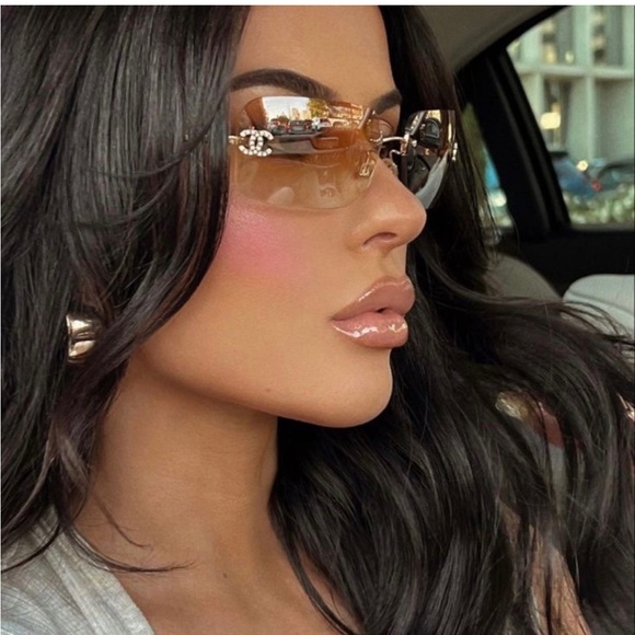 LIKE NEW🦋 RARE CHANEL BLUE RIMLESS CRYSTAL CC SUNGLASSES 4017-D - Picture 4 of 16